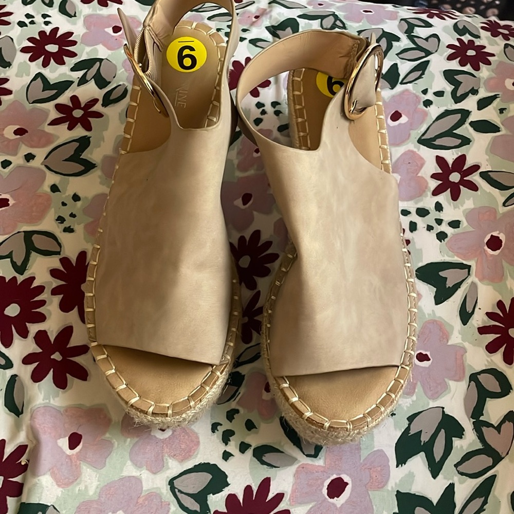 Brand new wedged heels